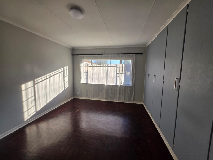 To Let 3 Bedroom Property for Rent in Vaalpark Free State